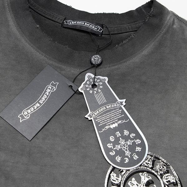 【使い勝手抜群】クロムハーツ スクロール ロゴ 半袖 Tシャツ レプリカ 2色 Kuk19171